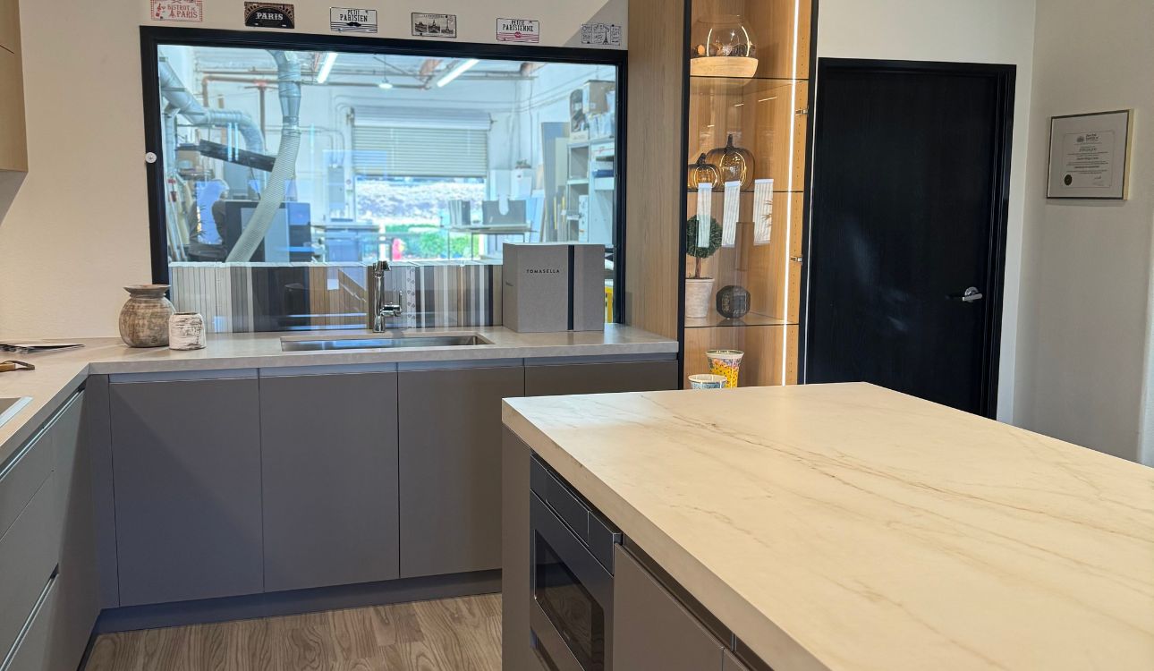 modern luxury cabinet trends in orange county ca